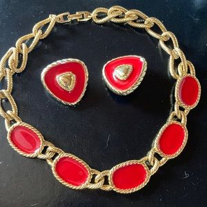 Napier Vintage Neaklace